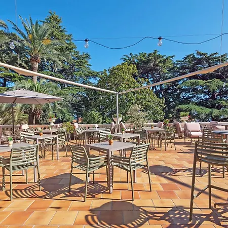 Aparthotel Résidence Les Tourelles Sainte-Maxime